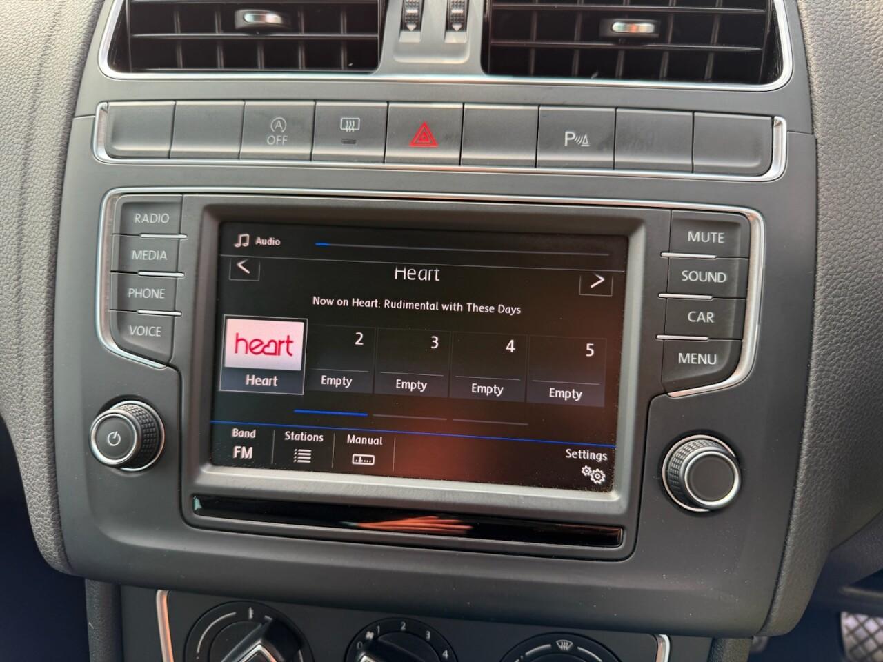 Used Volkswagen Polo 2017 for sale - 76432766: Photo 13