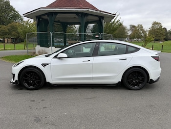 Used Tesla Model 3 2020 for sale - 76432998: Photo