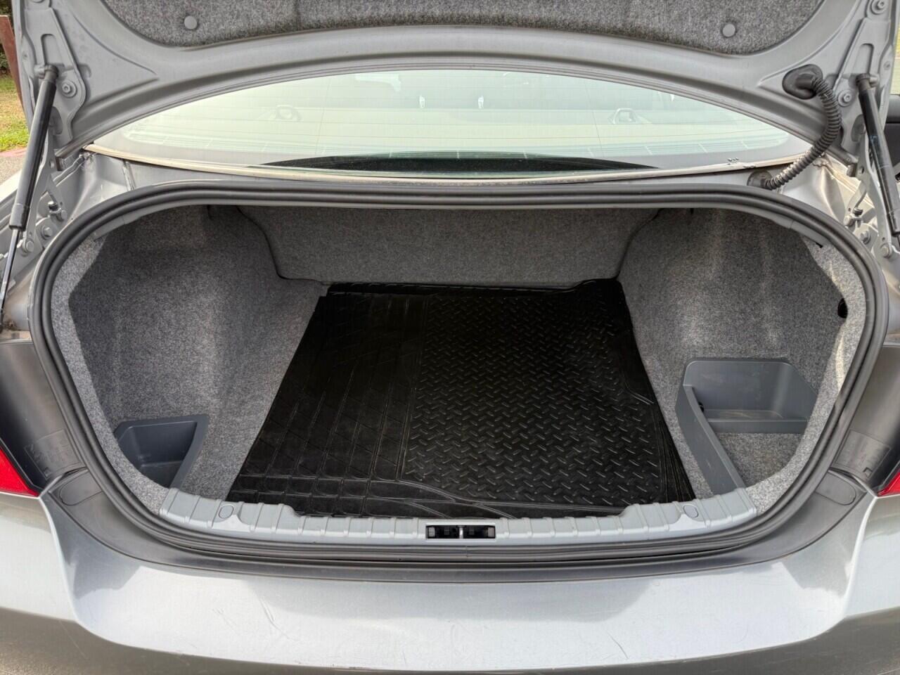 Used BMW 3 Series 2009 for sale - 76432314: Photo 17