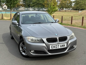 (07) - 2.0 318i ES Saloon 4dr Petrol Steptronic Euro 5 (143 ps)