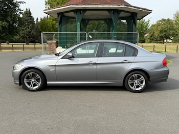 Used BMW 3 Series 2009 for sale - 76432314: Photo