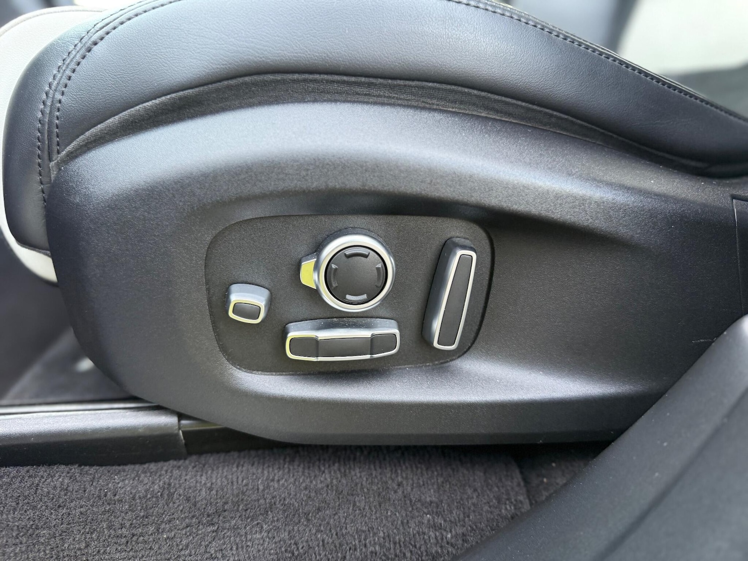 Used Land Rover Range Rover Sport 2018 for sale - 76432734: Photo 37