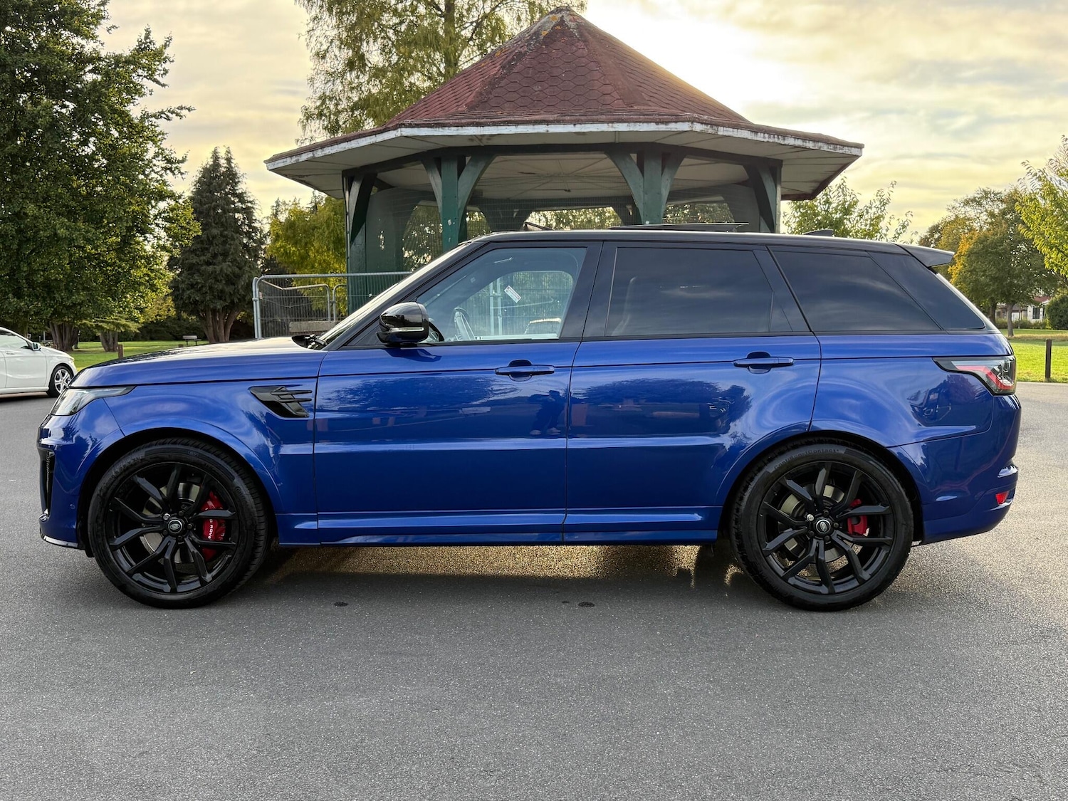 Used Land Rover Range Rover Sport 2018 for sale - 76432734: Photo 4
