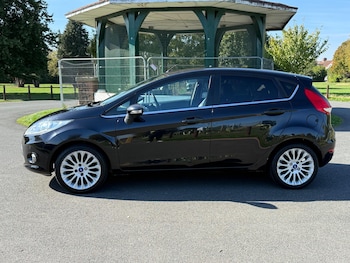 Used Ford Fiesta 2012 for sale - 76432463: Photo