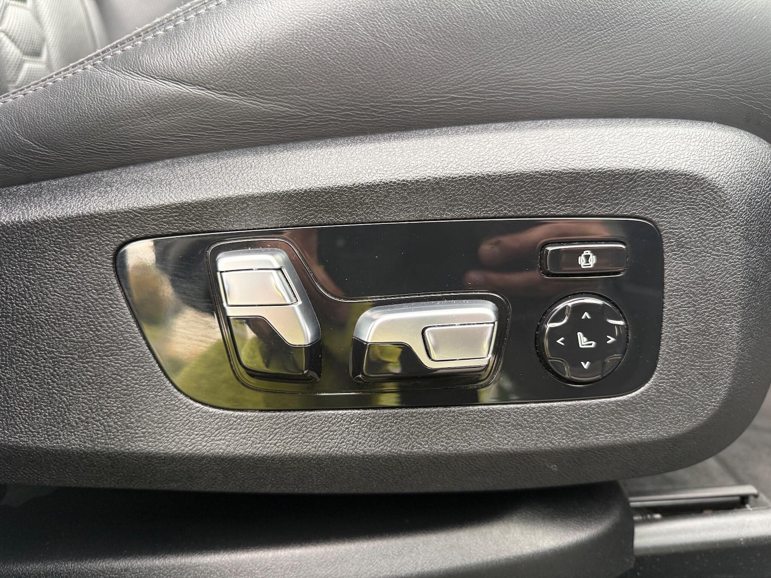 Used BMW X5 M for sale - 76433029: Photo 28