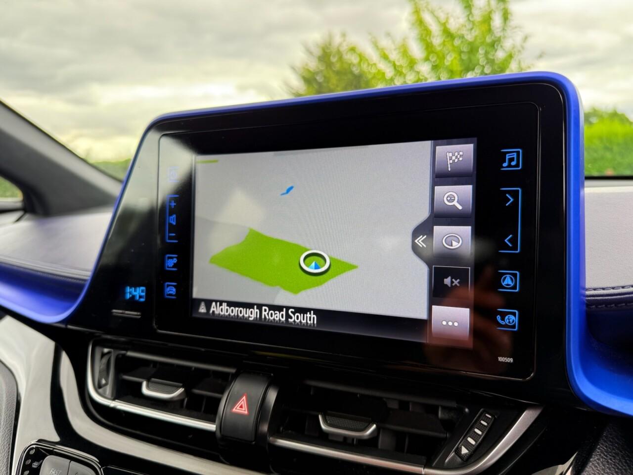 Used Toyota C-HR 2018 for sale - 76432857: Photo 19