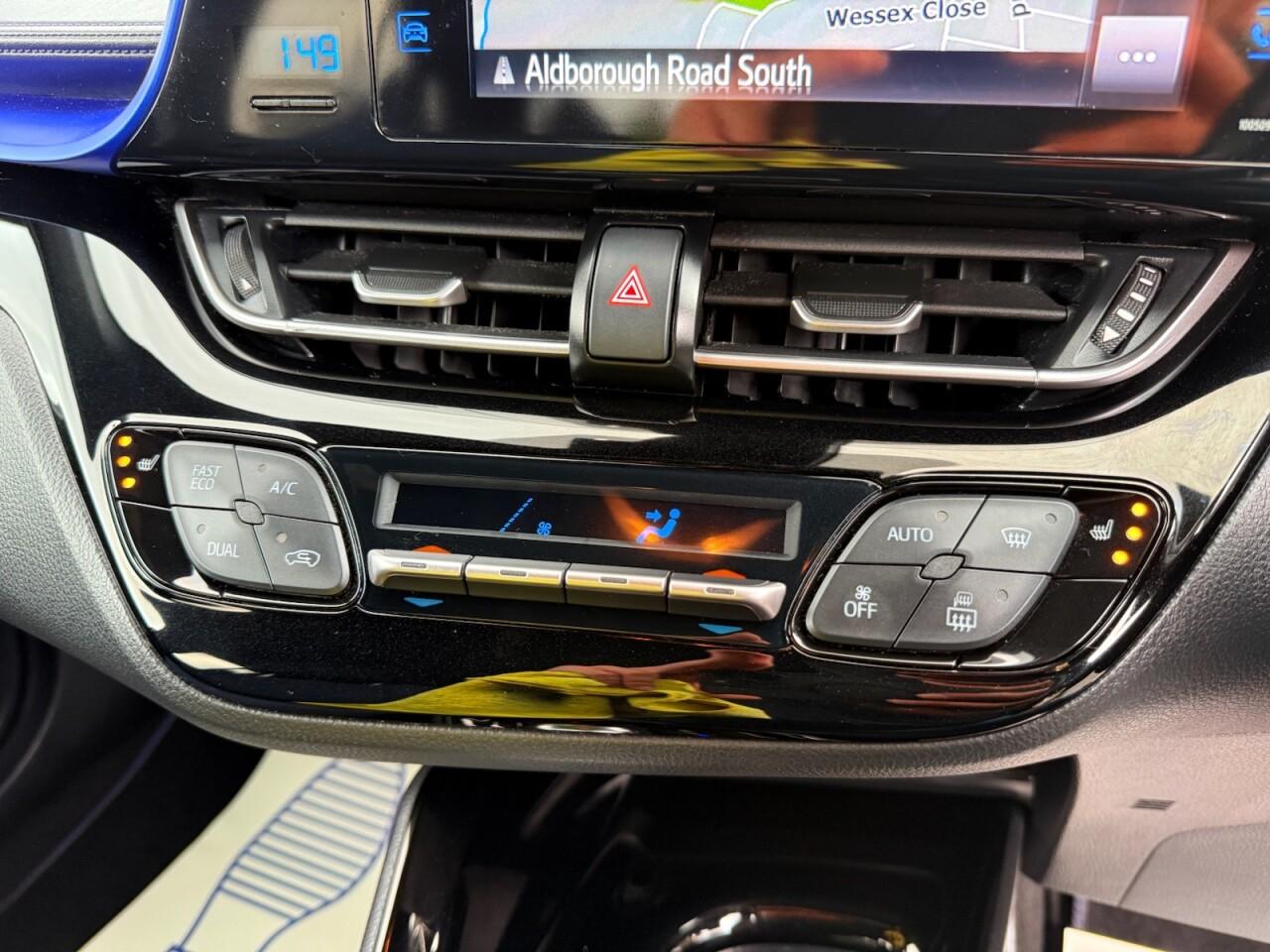 Used Toyota C-HR 2018 for sale - 76432857: Photo 23