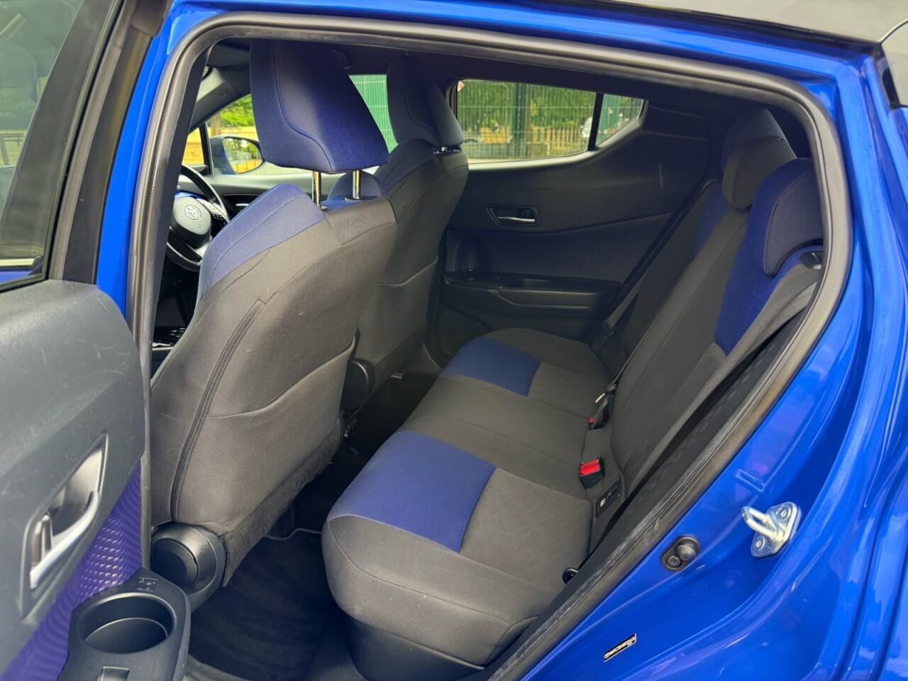 Used Toyota C-HR 2018 for sale - 76432857: Photo 28