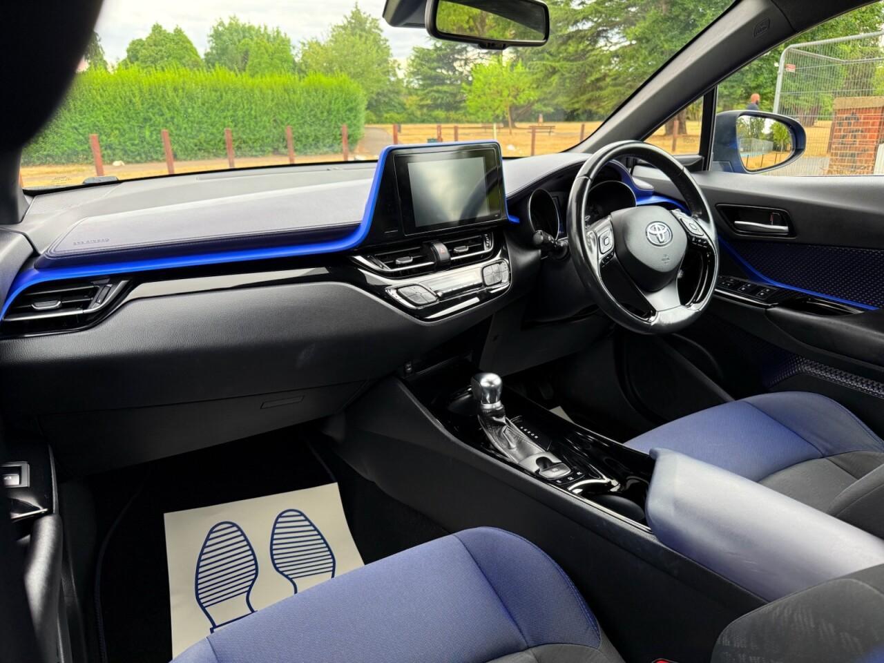 Used Toyota C-HR 2018 for sale - 76432857: Photo 29