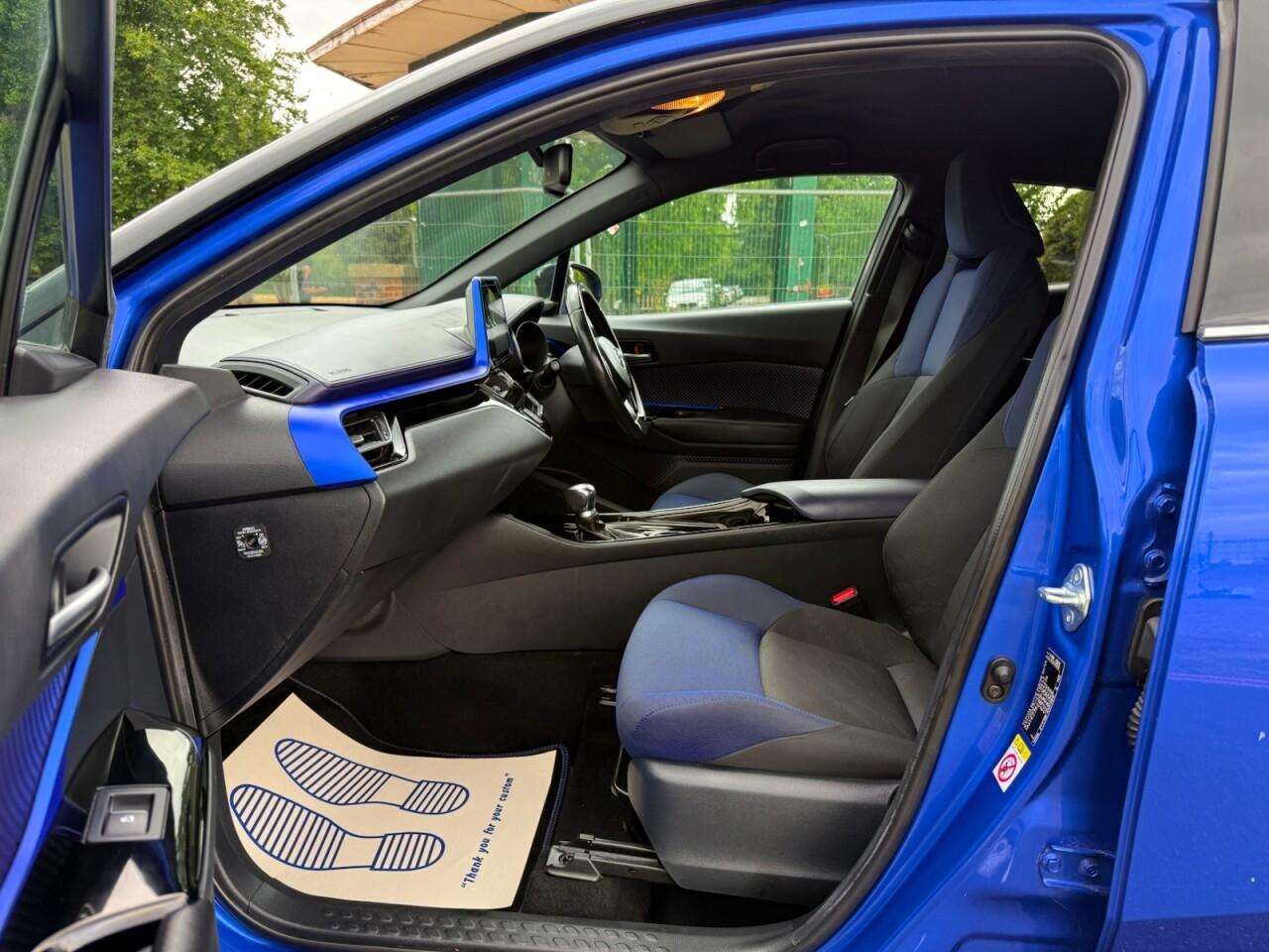 Used Toyota C-HR 2018 for sale - 76432857: Photo 30