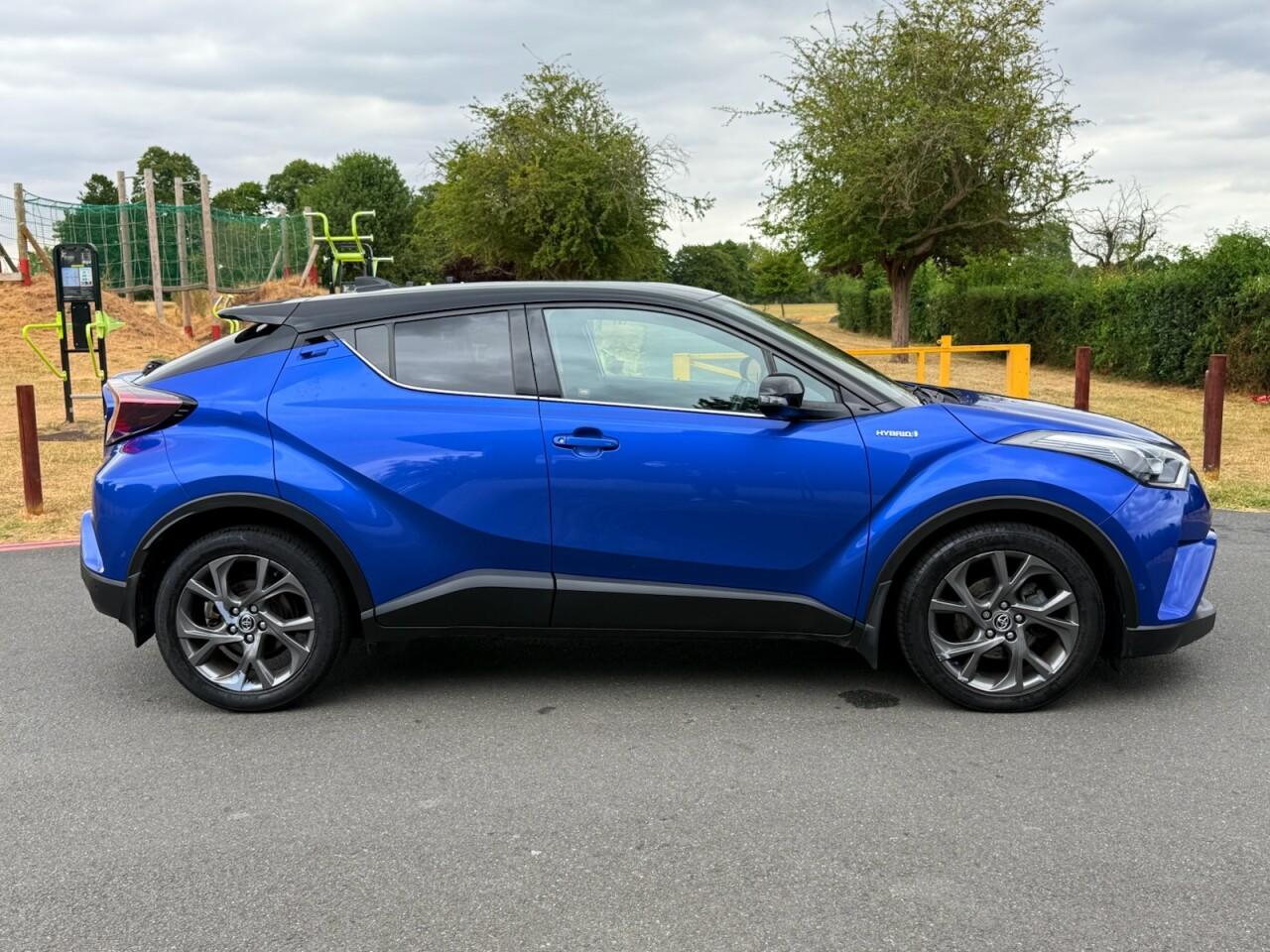 Used Toyota C-HR 2018 for sale - 76432857: Photo 8