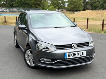 Used Volkswagen Polo 2016 for sale - 76433129: Photo