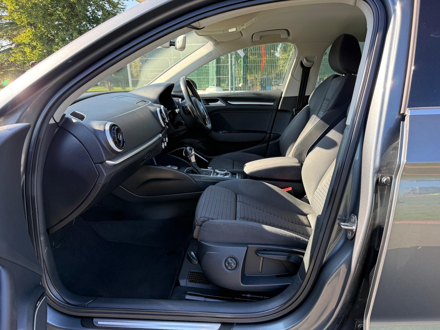 Used Audi A3 2015 for sale - 76431993: Photo 32