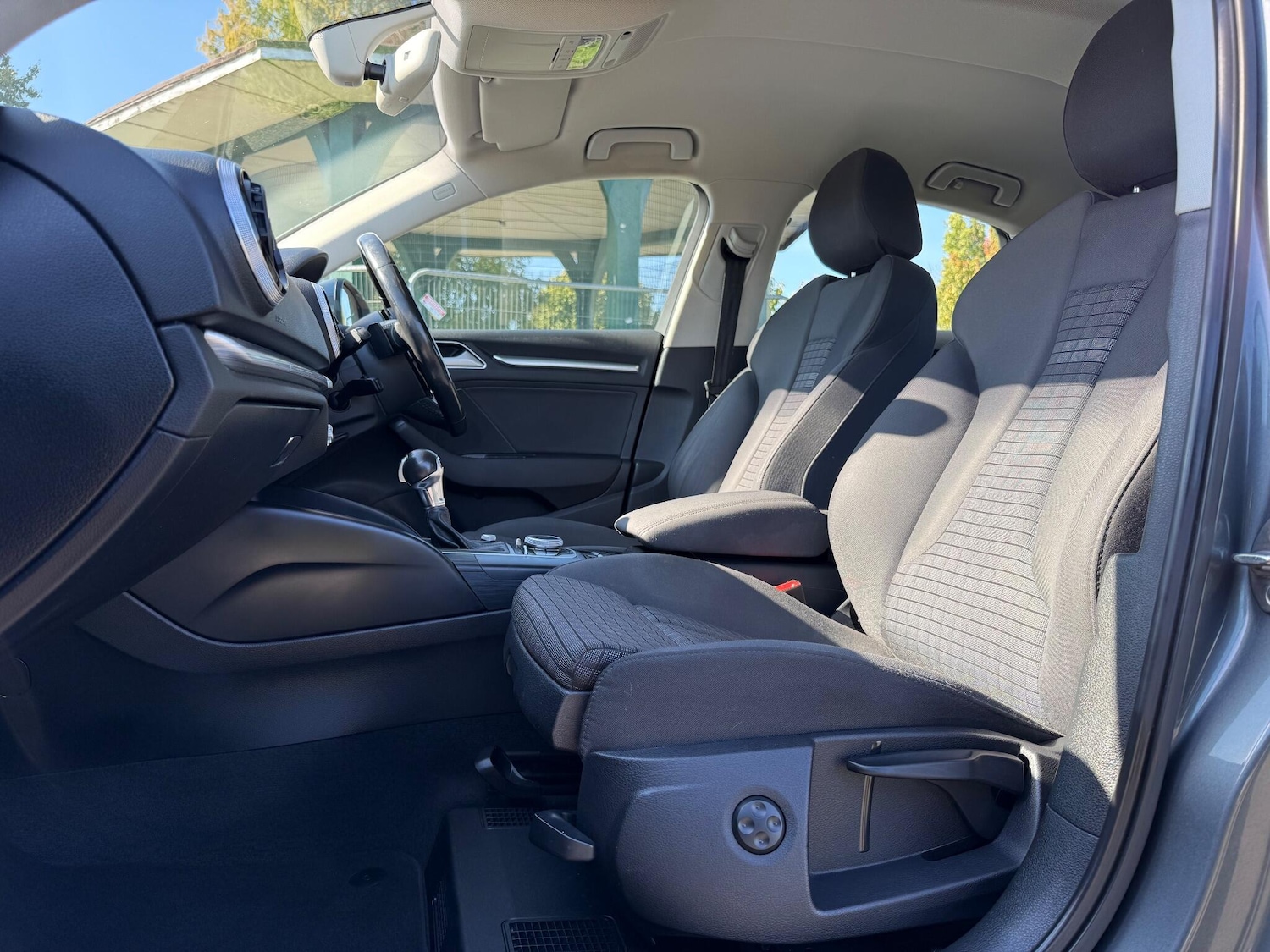 Used Audi A3 2015 for sale - 76431993: Photo 33