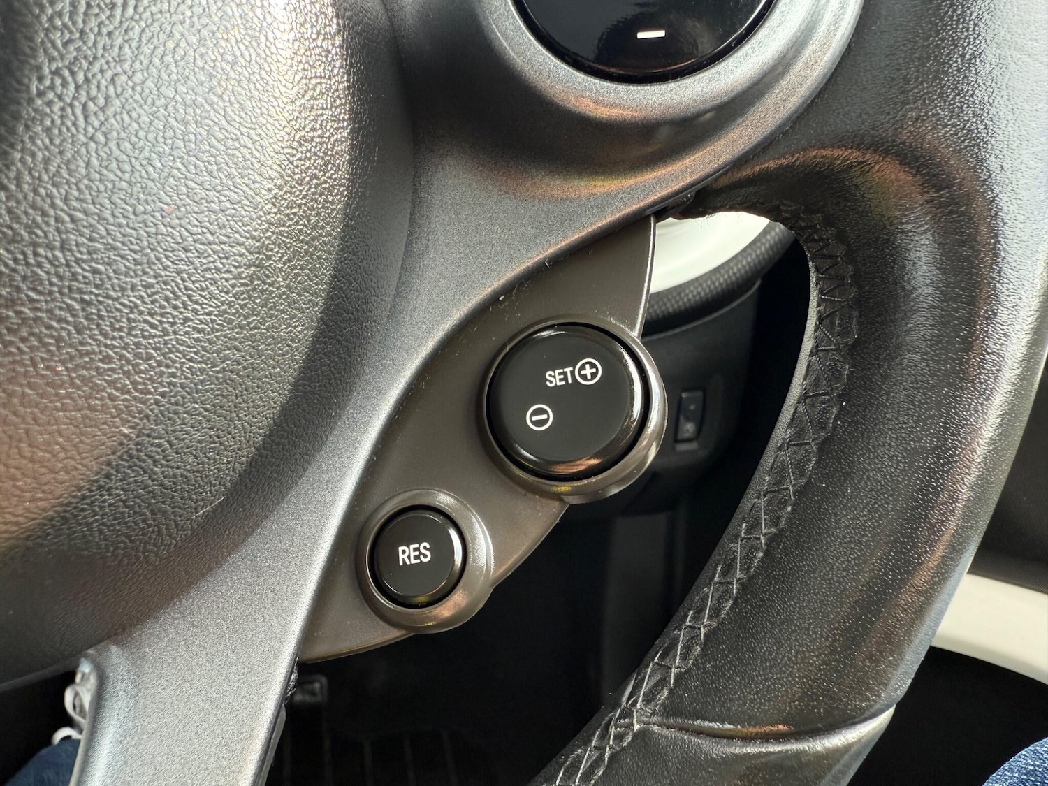 Used smart fortwo 2015 for sale - 76433404: Photo 11