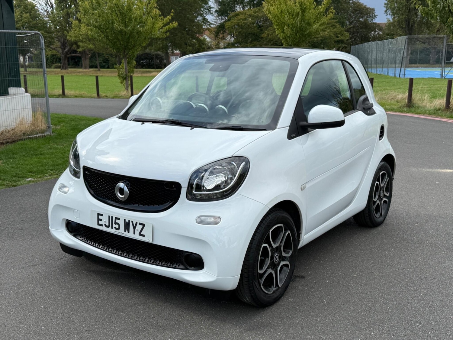 Used smart fortwo 2015 for sale - 76433404: Photo 3