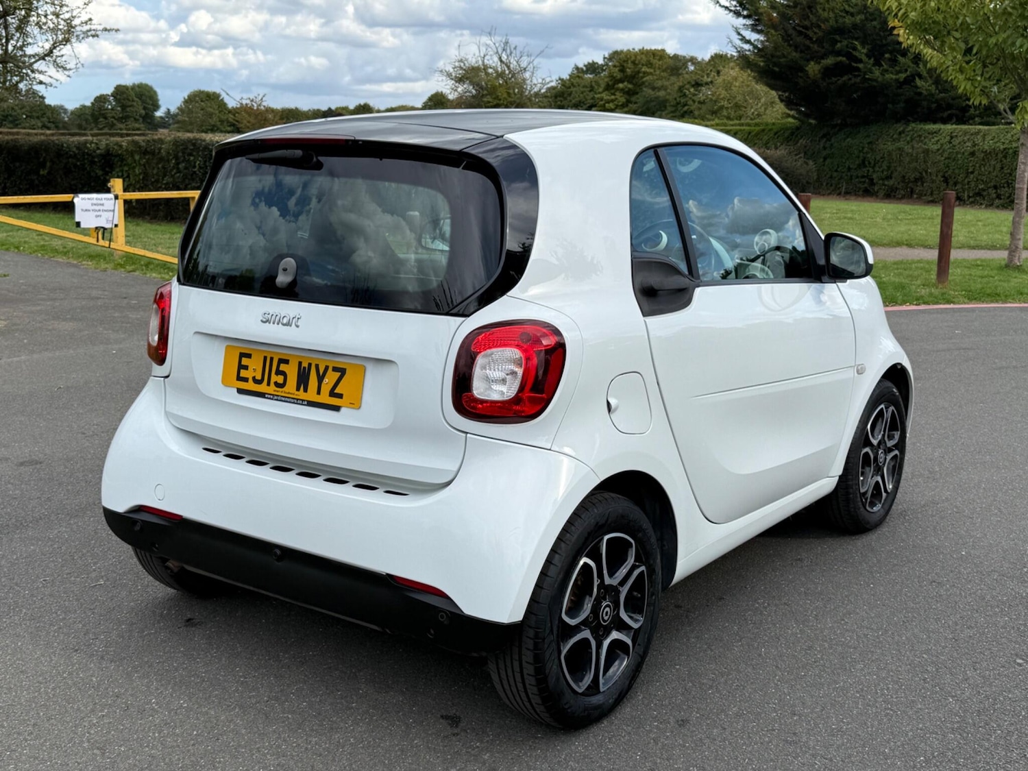 Used smart fortwo 2015 for sale - 76433404: Photo 9