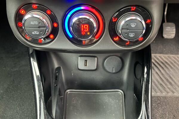 Used Vauxhall ADAM 2016 for sale - 76298827: Photo 12