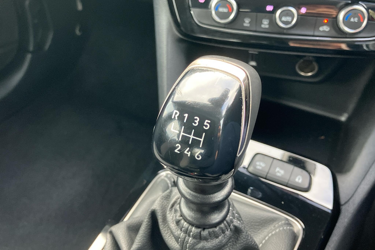 Used Vauxhall Mokka 2022 for sale - 76674777: Photo 12