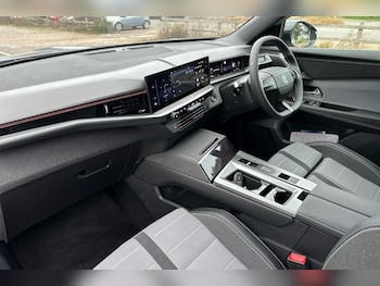 Used Vauxhall Grandland 2024 for sale - 76677856: Photo