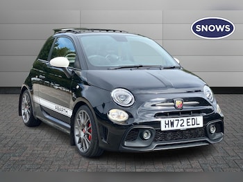 Used Abarth 695 2022 for sale - 76298815: Photo