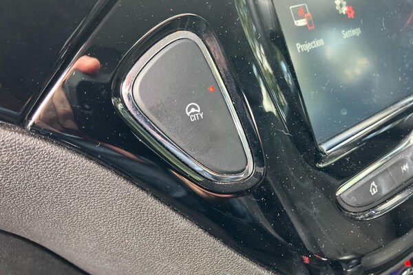 Used Vauxhall ADAM 2018 for sale - 76298860: Photo 13