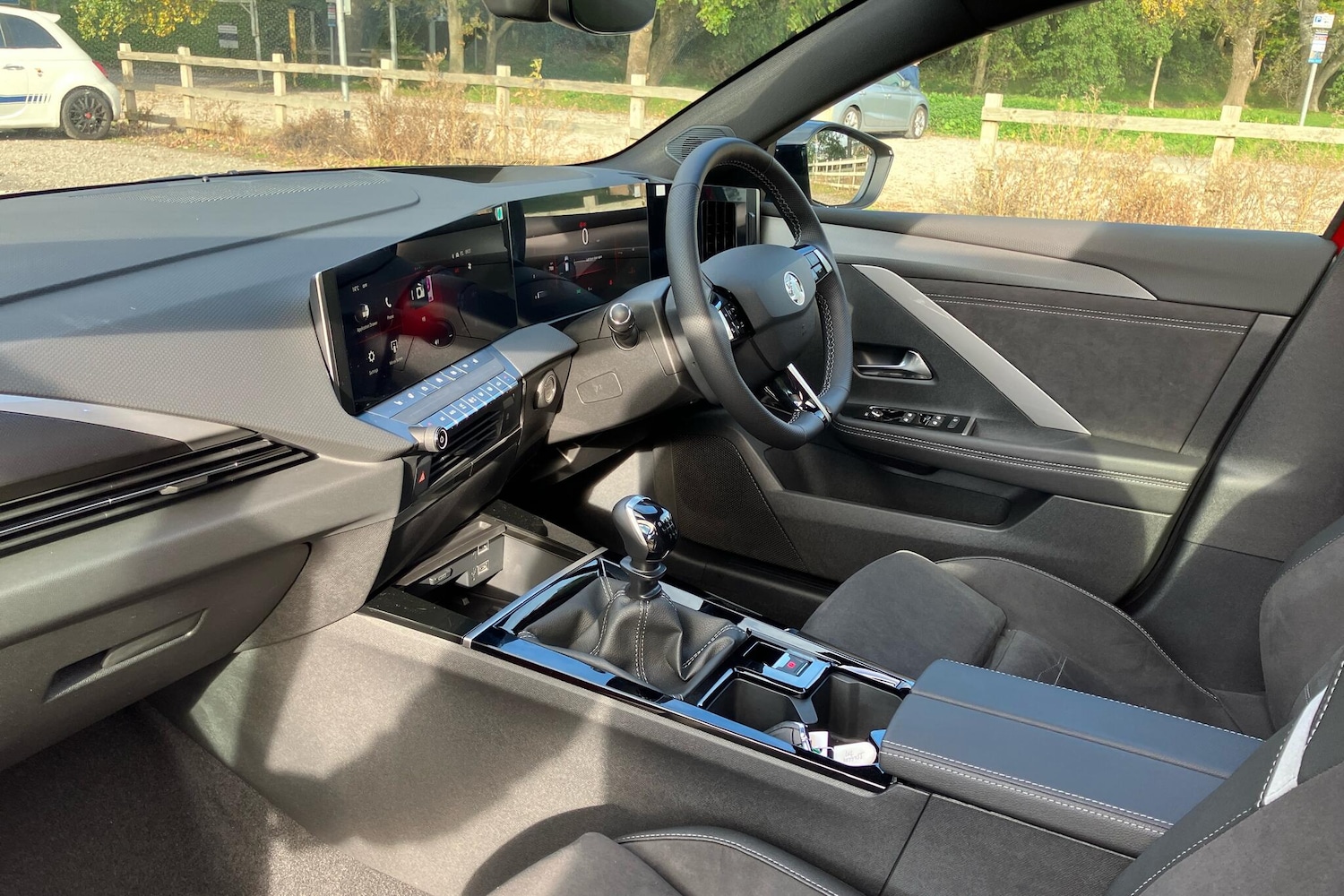 Used Vauxhall Astra 2025 for sale - 76678765: Photo 2