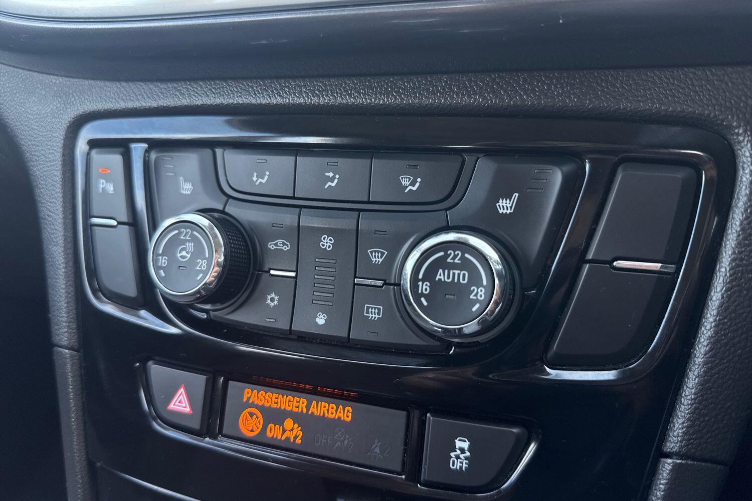 Used Vauxhall Mokka X 2018 for sale - 78005203: Photo 12