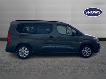 Used Vauxhall Combo Life 2024 for sale - 76677017: Photo