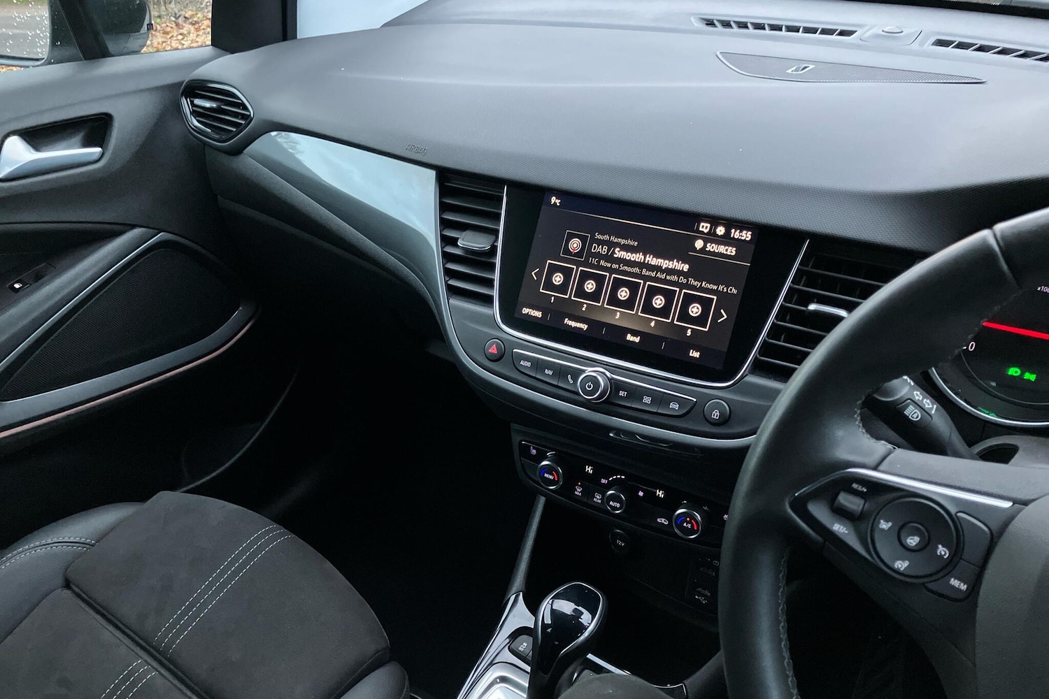 Used Vauxhall Crossland 2024 for sale - 76678881: Photo 11