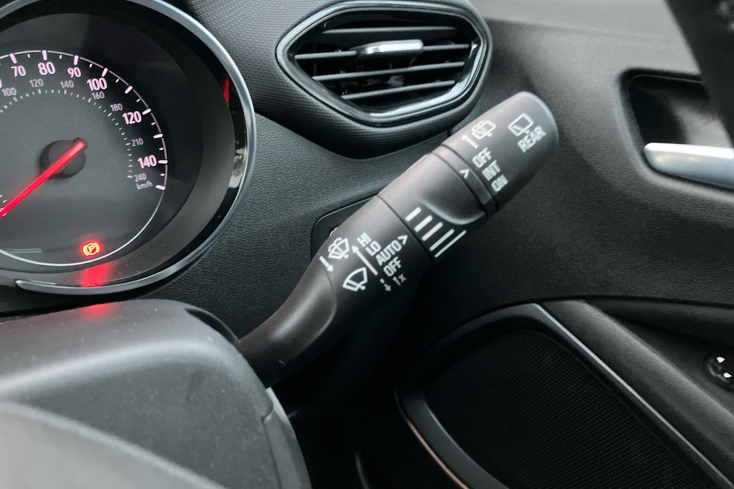 Used Vauxhall Crossland 2024 for sale - 76678881: Photo 23