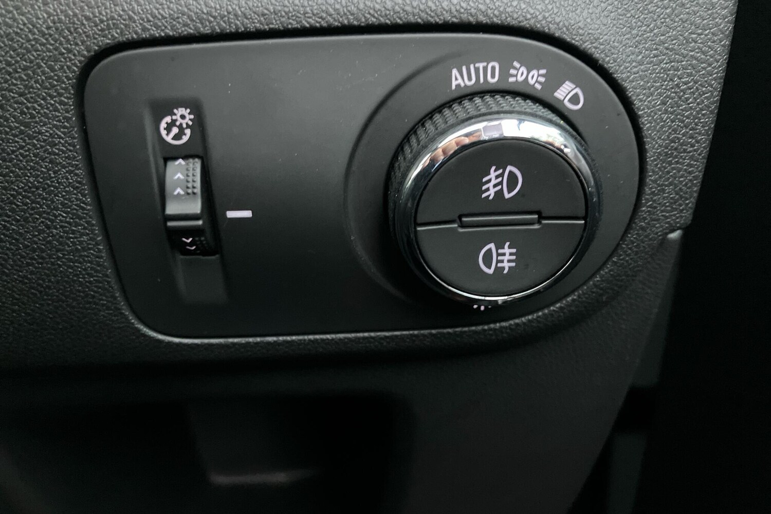 Used Vauxhall Crossland 2024 for sale - 76678881: Photo 24