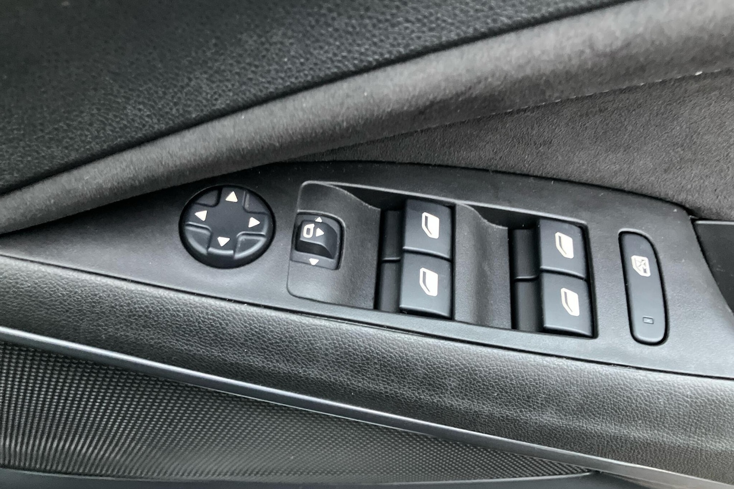 Used Vauxhall Crossland 2024 for sale - 76678881: Photo 25