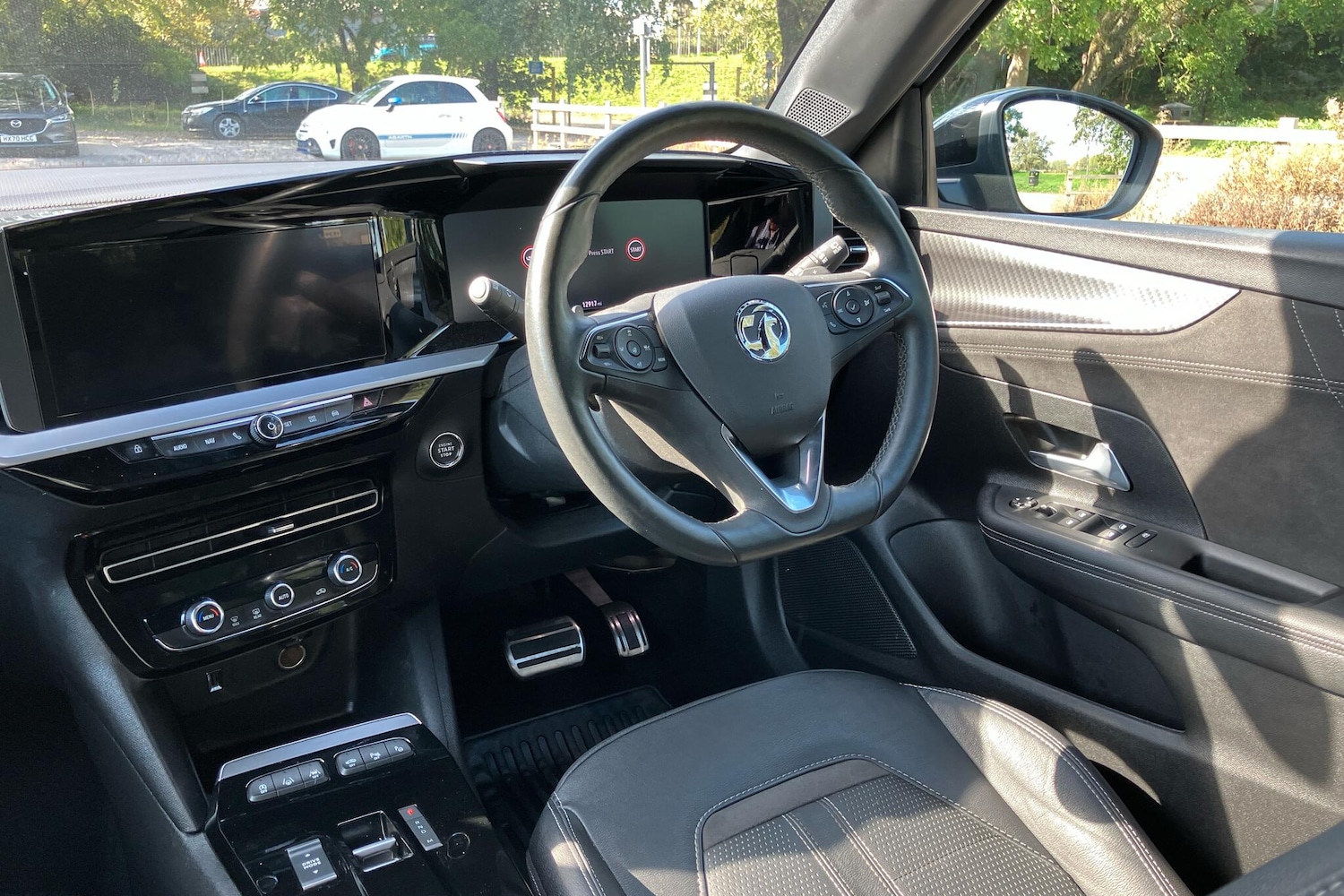 Used Vauxhall Mokka 2022 for sale - 76673925: Photo 2