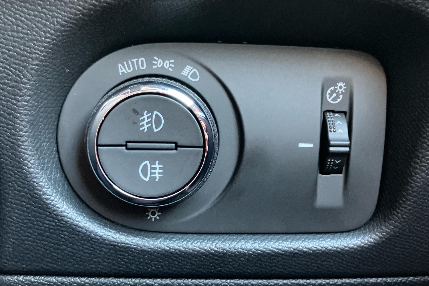 Used Vauxhall Mokka 2024 for sale - 76677797: Photo 21