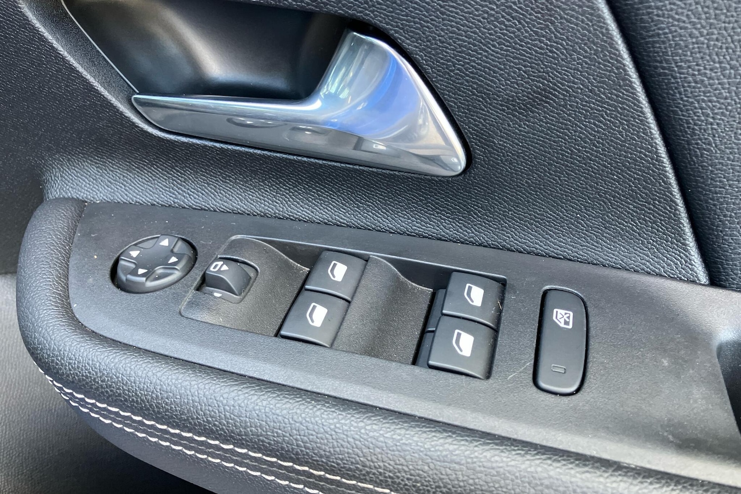 Used Vauxhall Mokka 2024 for sale - 76677797: Photo 24