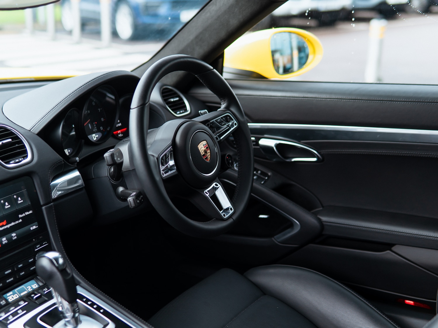 Used Porsche Cayman 2023 for sale - 76546010: Photo 10