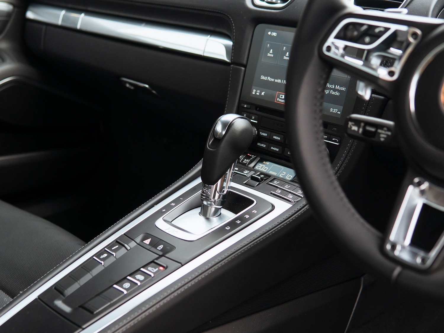 Used Porsche Cayman 2023 for sale - 76546010: Photo 37