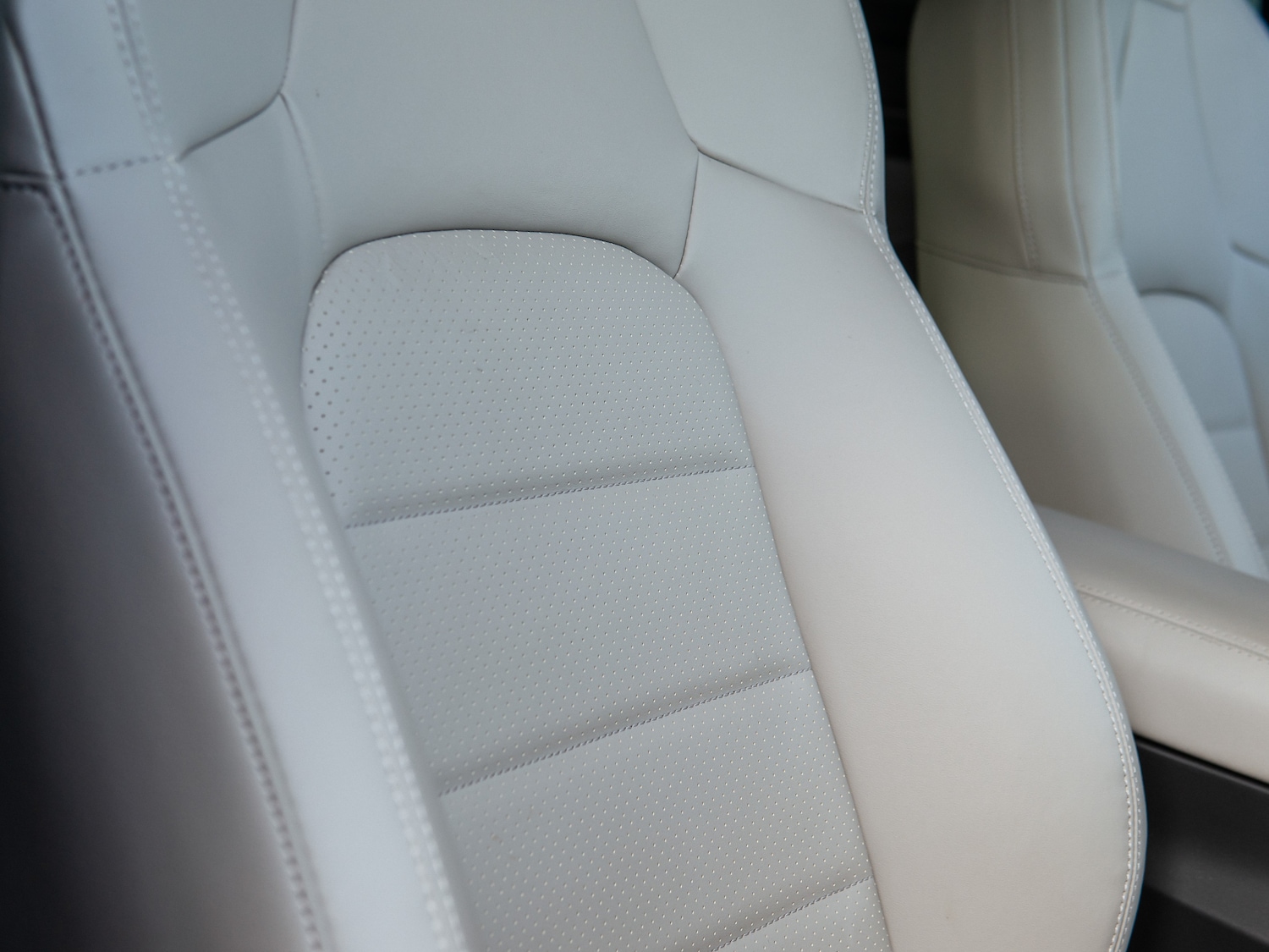 Used Porsche Macan 2024 for sale - 77935792: Photo 14