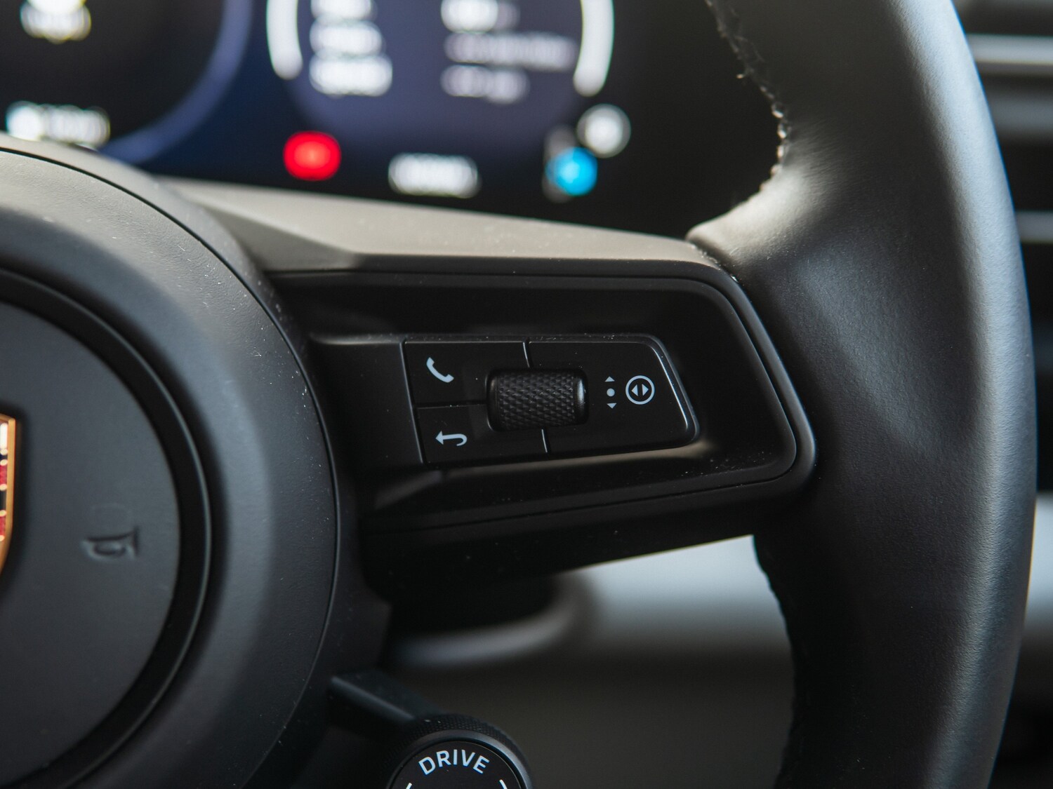 Used Porsche Macan 2024 for sale - 77935792: Photo 22