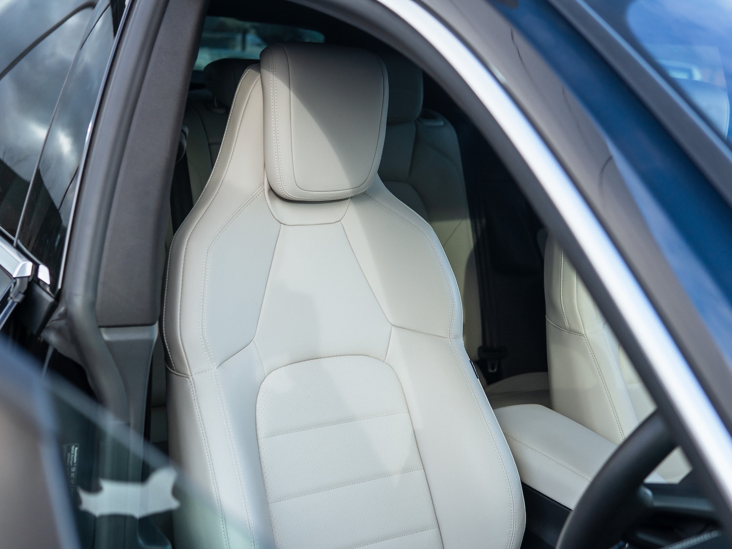 Used Porsche Macan 2024 for sale - 77935792: Photo 9