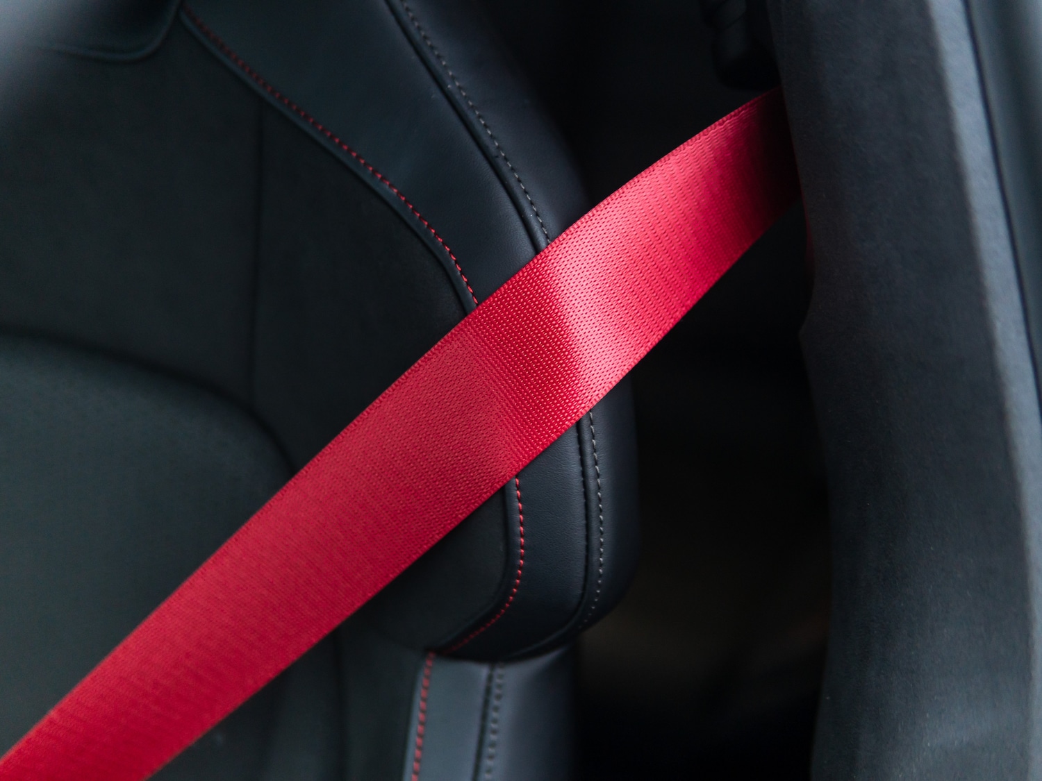 Used Porsche Taycan 2025 for sale - 77382217: Photo 12