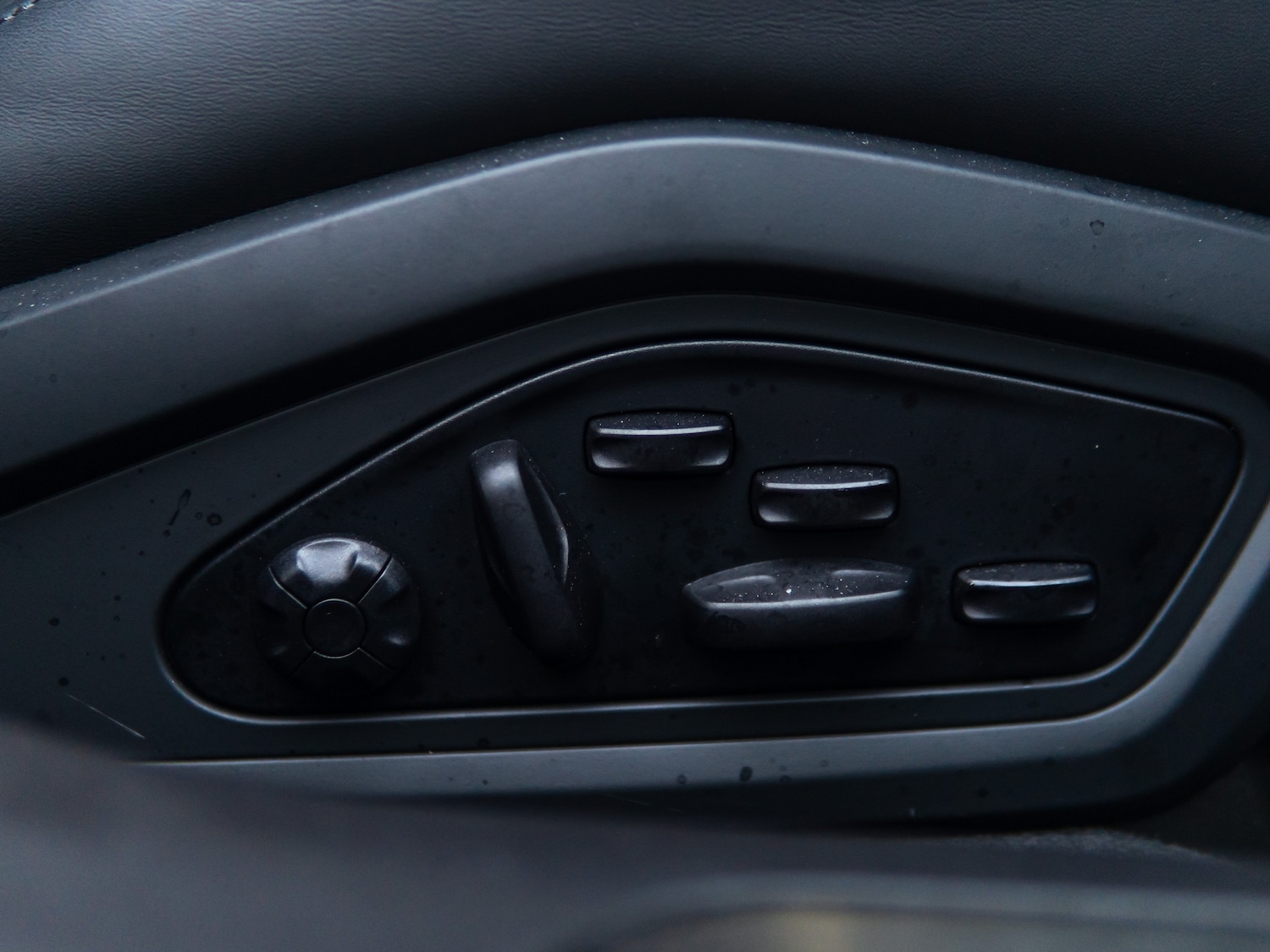 Used Porsche Taycan 2025 for sale - 77382217: Photo 25