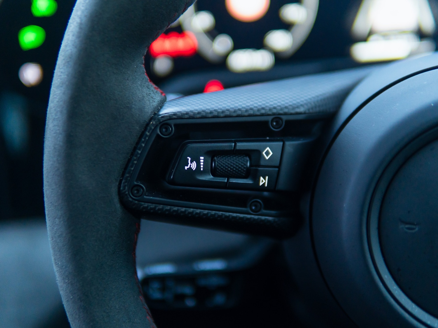 Used Porsche Taycan 2025 for sale - 77382217: Photo 28