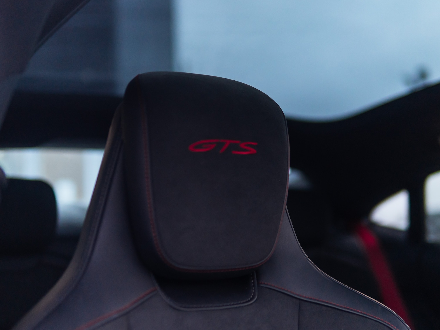 Used Porsche Taycan 2025 for sale - 77382217: Photo 36