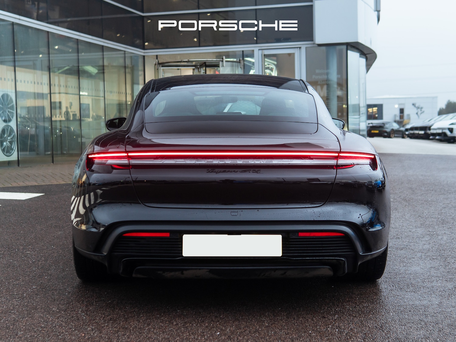Used Porsche Taycan 2025 for sale - 77382217: Photo 5