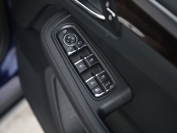 Used Porsche Macan 2024 for sale - 76162531: Photo 23