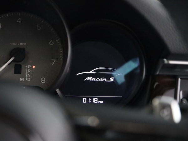 Used Porsche Macan 2024 for sale - 76162531: Photo 27