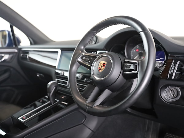 Used Porsche Macan 2024 for sale - 76162531: Photo 8