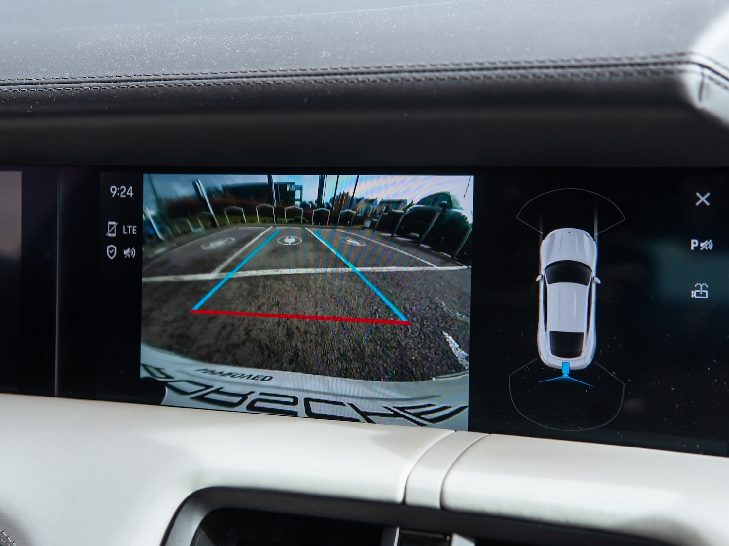 Used Porsche Taycan 2020 for sale - 77919270: Photo 10